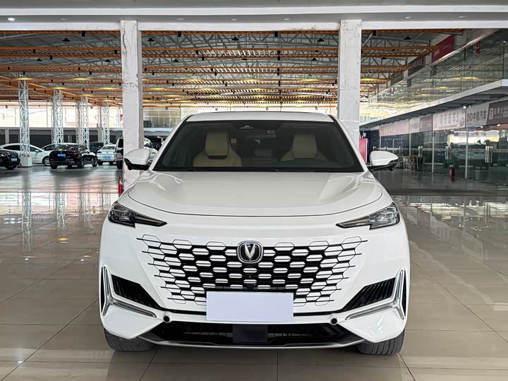 Фото 2 - Changan UNI-K