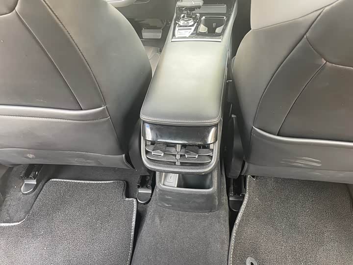 Фото 9 - Changan Raeton Plus