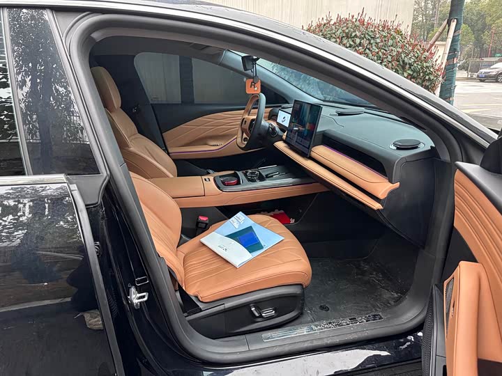 Фото 8 - Geely Galaxy Starshine 8 EM-i