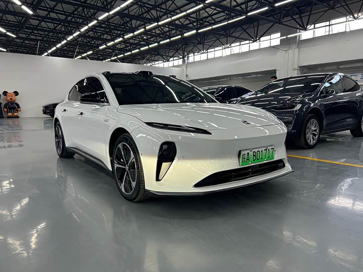 Фото 3 - Nio ET5