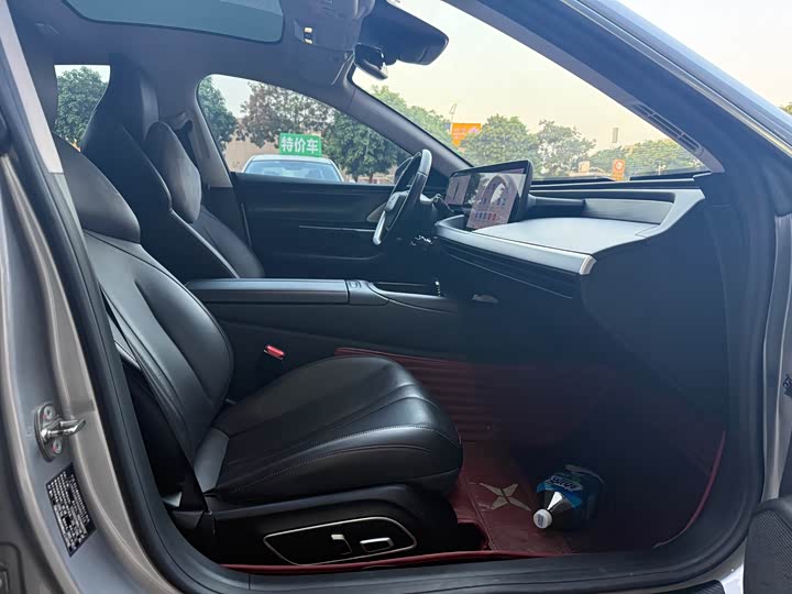 Фото 6 - XPeng P7