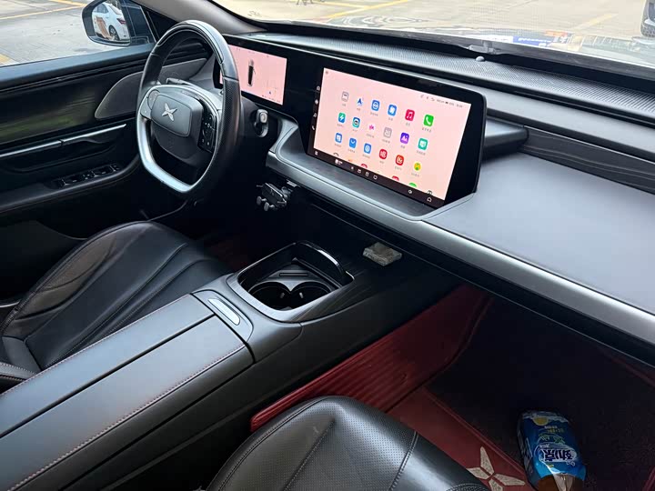 Фото 7 - XPeng P7