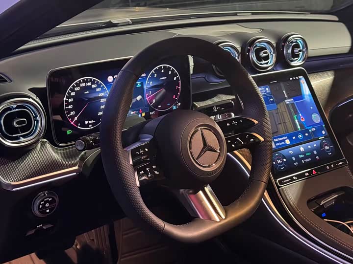 Фото 8 - Mercedes-Benz C-Class