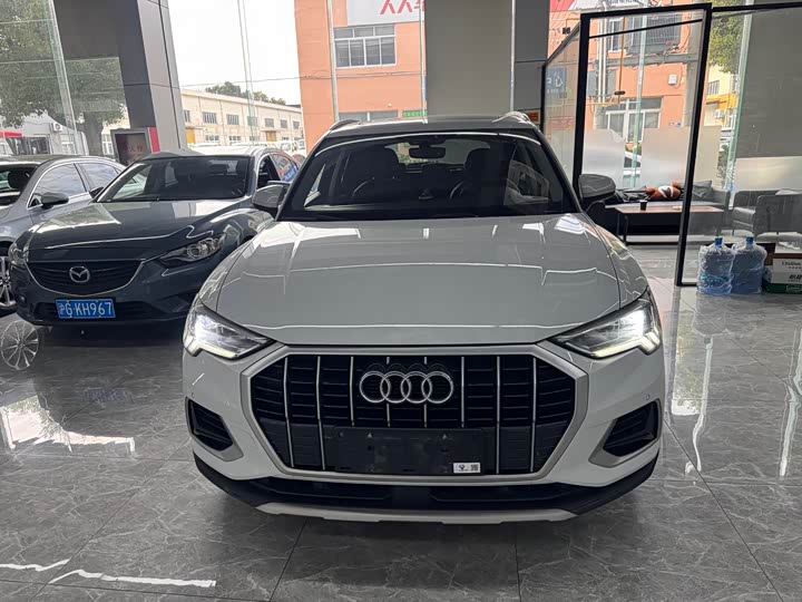 Фото 2 - Audi Q3