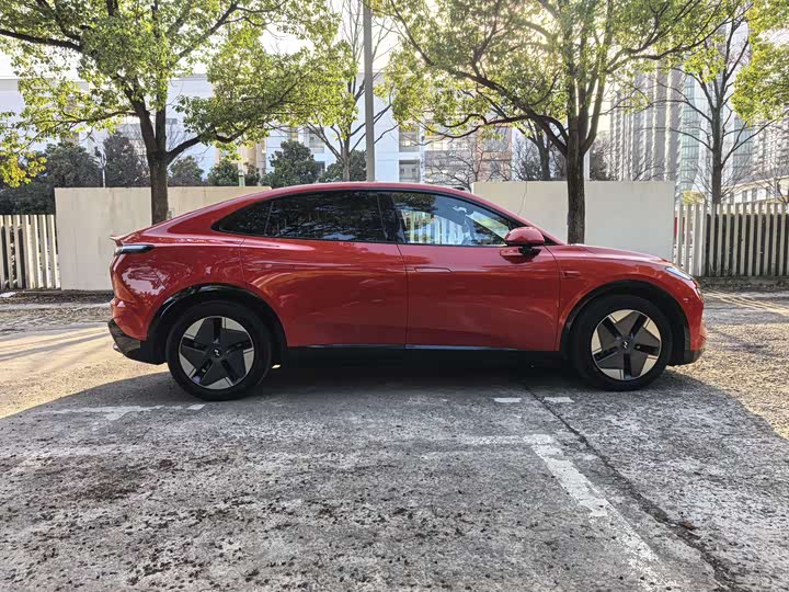 Фото 6 - Nio Onvo L60