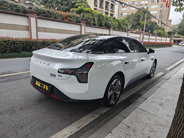 Фото 7 - XPeng Mona M03