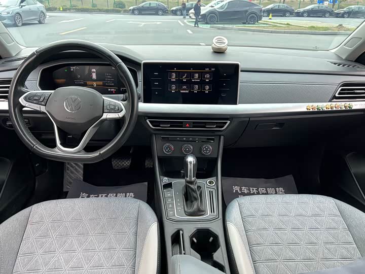 Фото 6 - Volkswagen Lavida