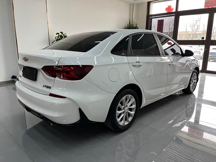 Фото 4 - Chevrolet Monza