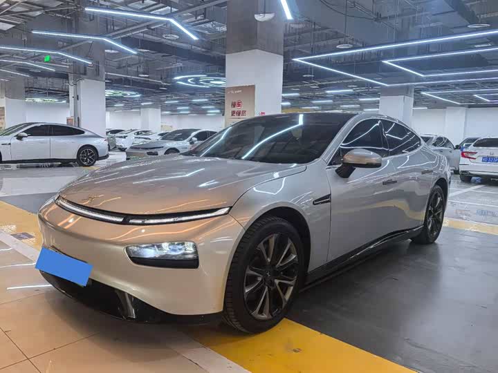 Фото 1 - XPeng P7