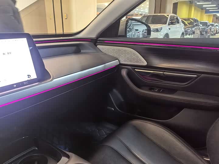 Фото 7 - XPeng P7