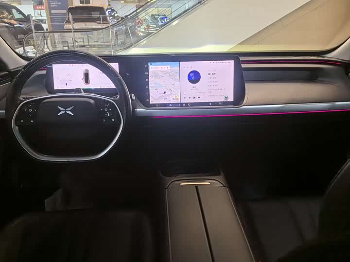 Фото 9 - XPeng P7