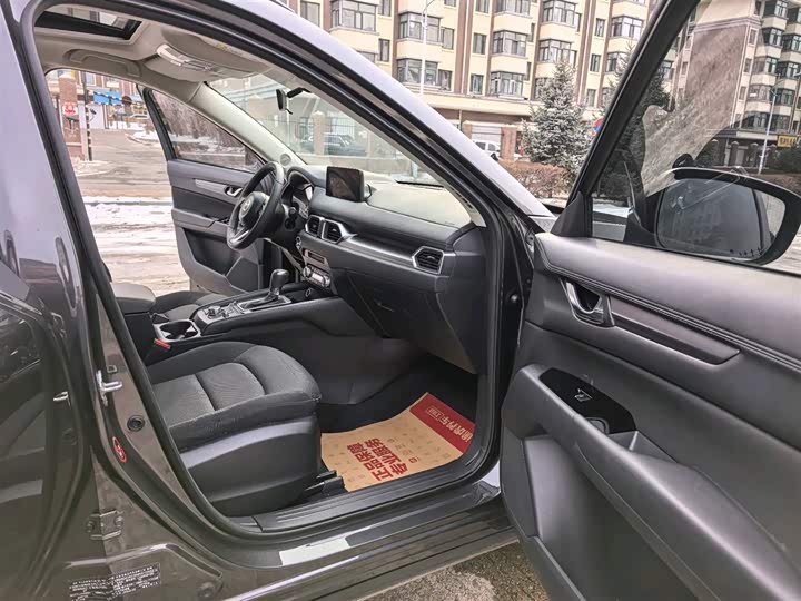 Фото 8 - Mazda CX-5