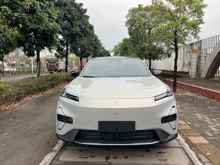 Фото 2 - Changan Deepal S05