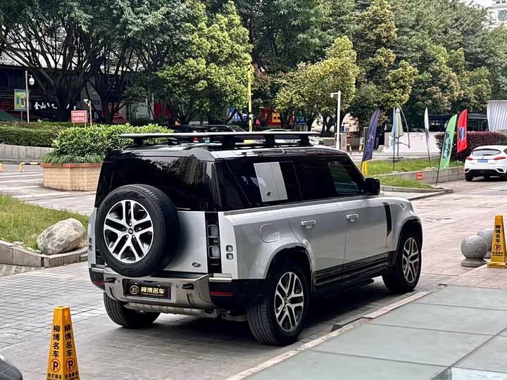 Фото 5 - Land Rover Defender