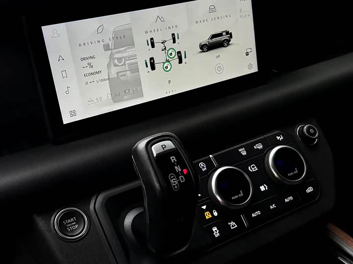 Фото 8 - Land Rover Defender