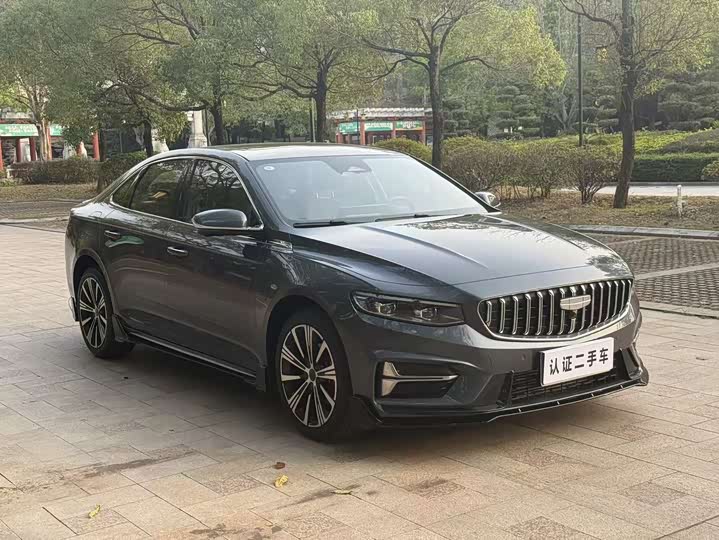 Фото 3 - Geely Preface