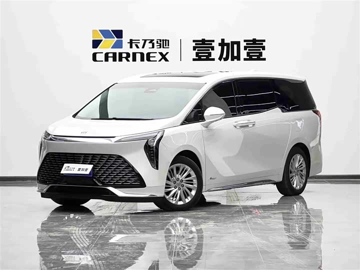 Photo 1 - Buick GL8 Century