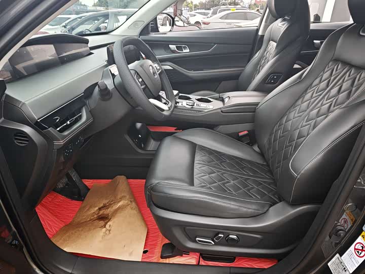 Photo 4 - Changan UNI-K