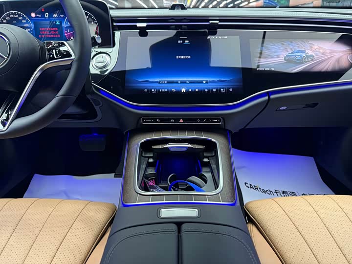 Фото 8 - Mercedes-Benz E-Class