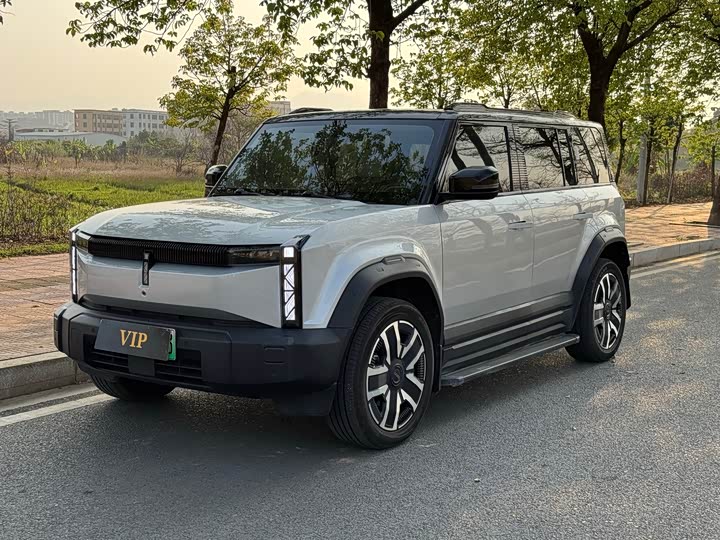 Фото 1 - Chery iCar 03