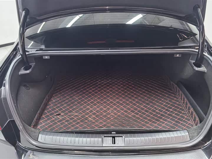 Фото 4 - Volkswagen Magotan GTE Hybrid