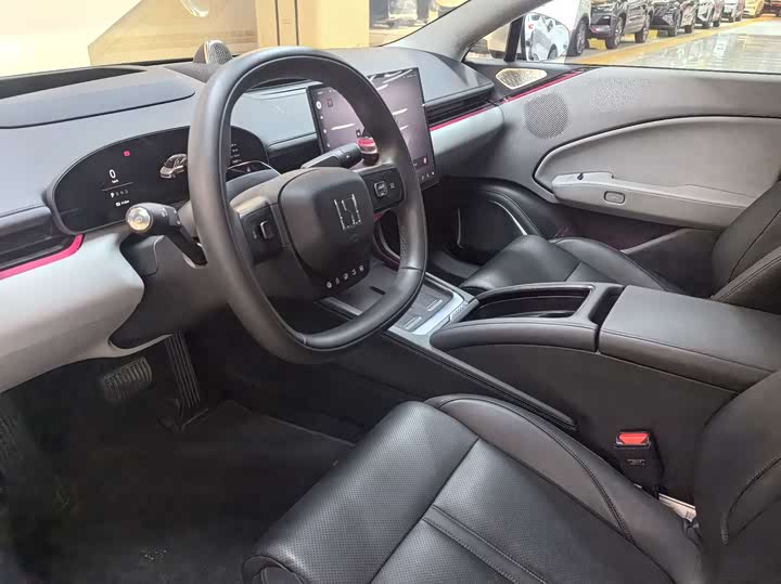 Фото 4 - Zeekr 007