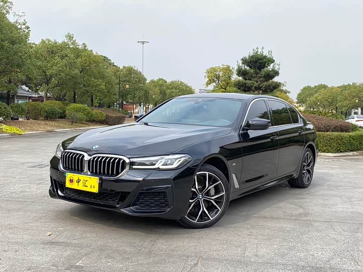 Фото 1 - BMW 5 Series