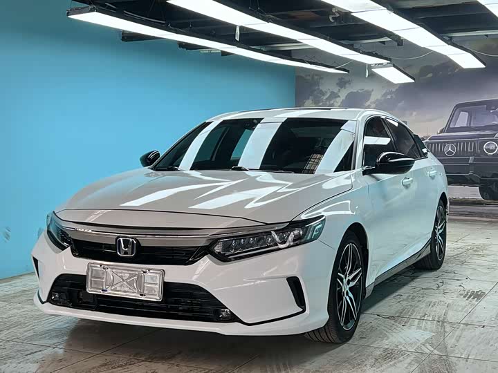 Фото 1 - Honda Inspire