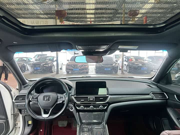 Фото 6 - Honda Inspire