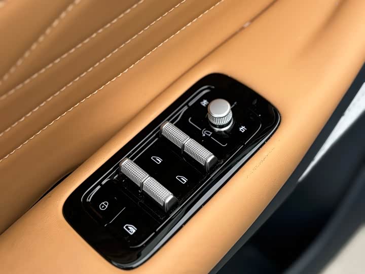 Photo 9 - Geely Galaxy Starship 7