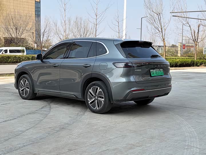 Фото 7 - Geely Galaxy Starship 7