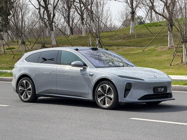 Фото 3 - Nio ET5T