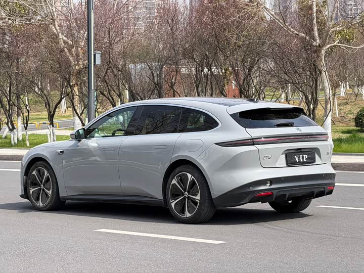 Фото 6 - Nio ET5T