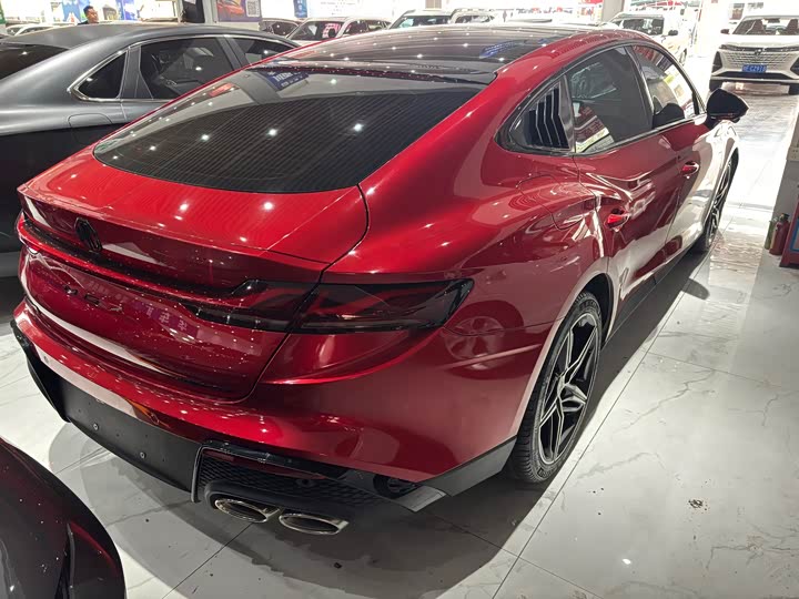 Фото 9 - MG Motor 7