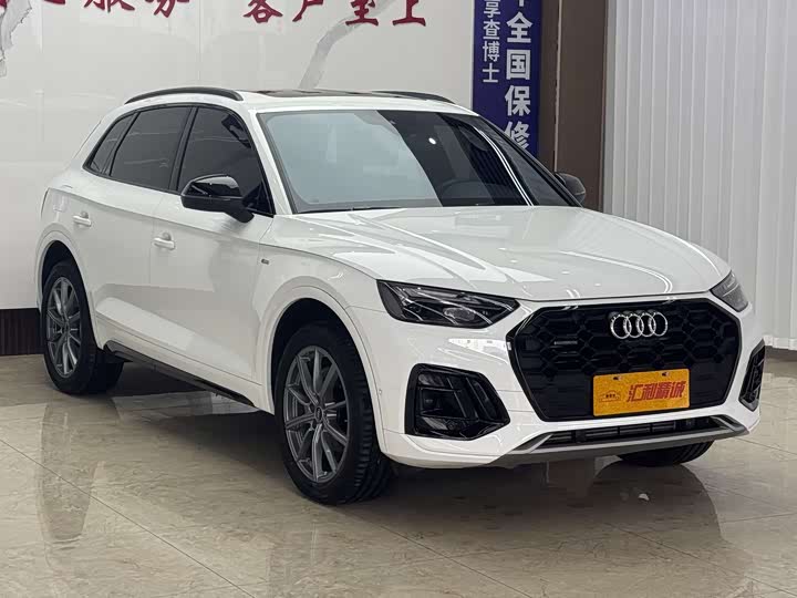 Фото 3 - Audi Q5L