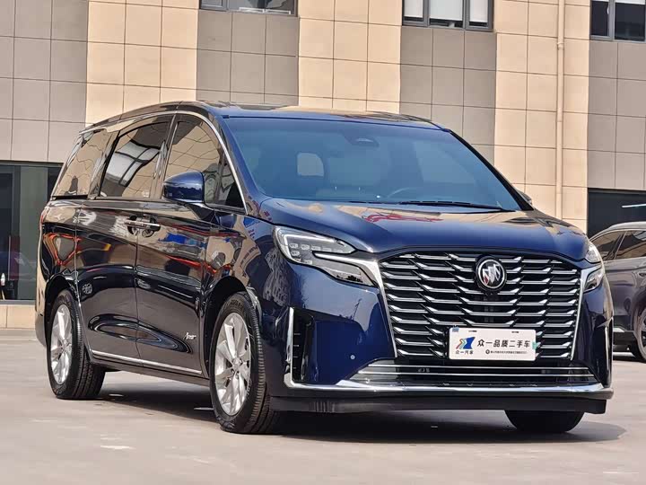 Фото 3 - Buick GL8 ES