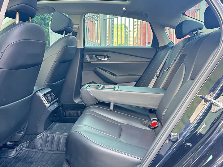 Фото 5 - Honda Accord