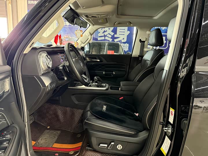 Фото 9 - Tank 300