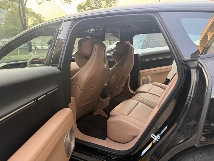 Фото 5 - Avatr 12