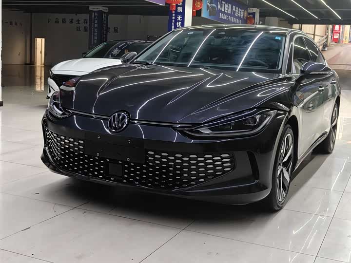 Фото 2 - Volkswagen Lamando L