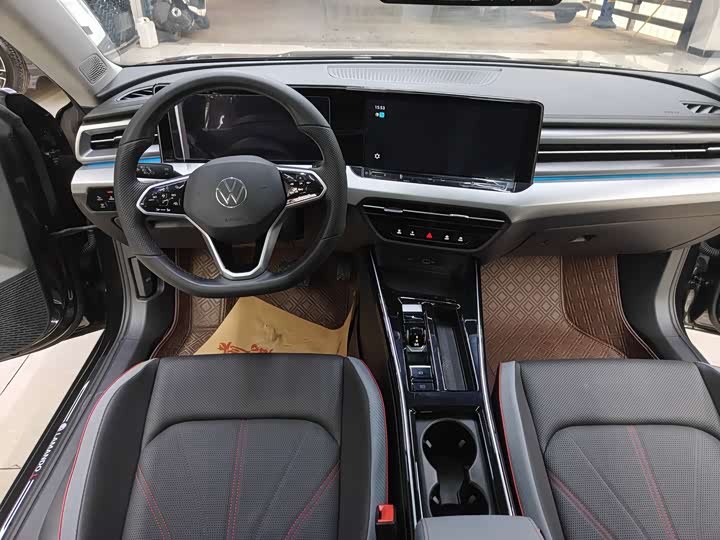 Фото 7 - Volkswagen Lamando L