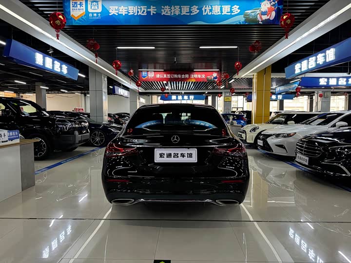 Фото 5 - Mercedes-Benz E-Class