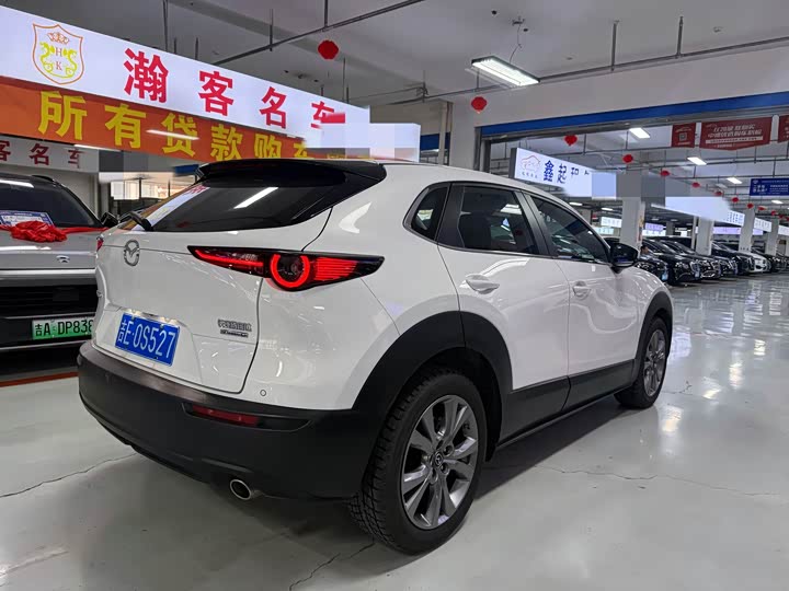 Фото 4 - Mazda CX-30