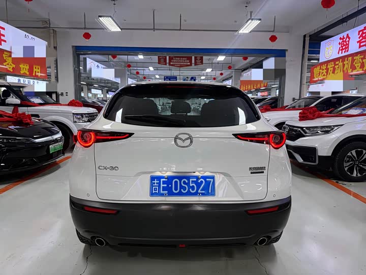 Фото 5 - Mazda CX-30