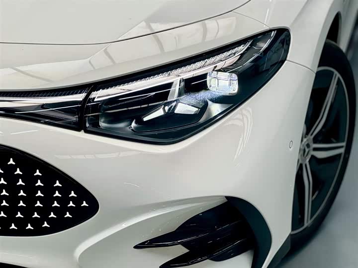 Фото 4 - Mercedes-Benz CLA-Class EV