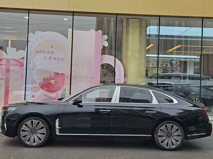 Фото 2 - Hongqi H9