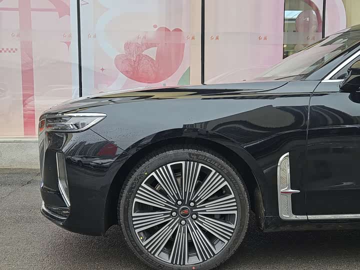 Фото 7 - Hongqi H9