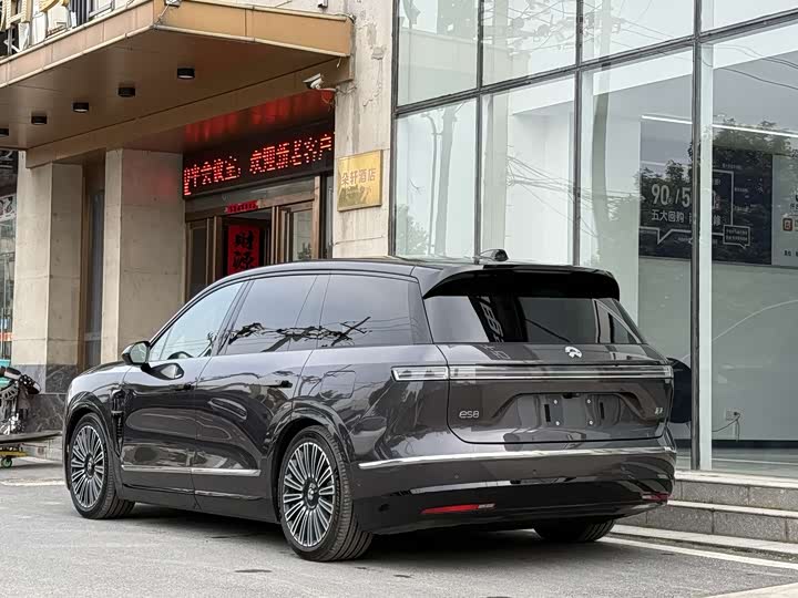 Фото 4 - Nio ES8