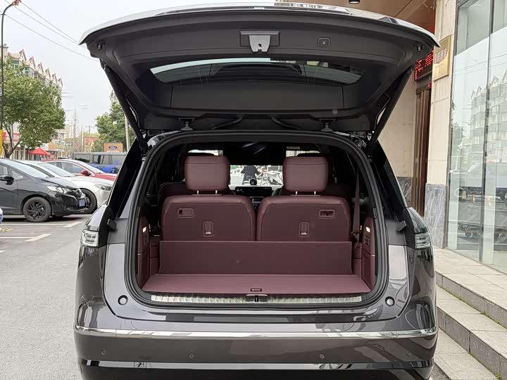 Фото 8 - Nio ES8