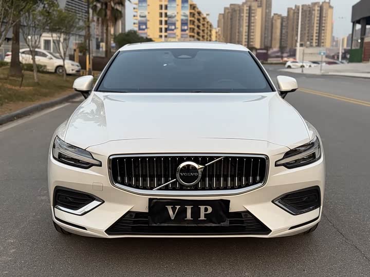 Photo 5 - Volvo S60
